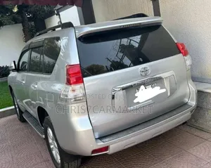 Toyota Land Cruiser Prado 3.0 TD 2012 Silver