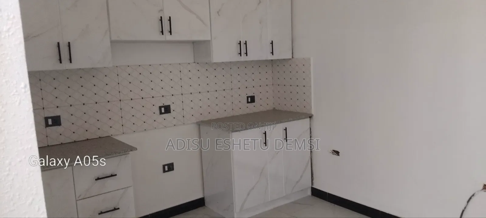 Furnished 5bdrm House in Rozeta, Oromia-Finfinne for sale