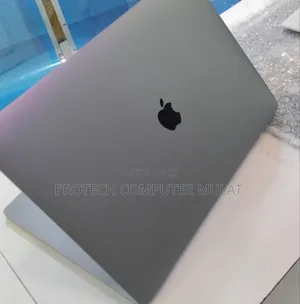 New Laptop Apple MacBook Pro 2017 16GB Intel Core i7 SSD 512GB