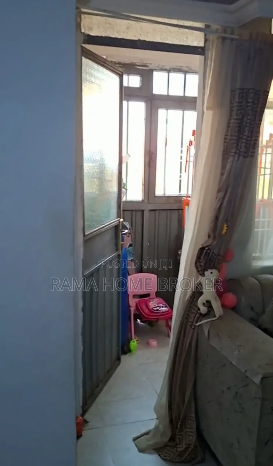 Furnished 2bdrm Condo in ቦሌ አራብሳ ኮንዶሚኒየም, Yeka for sale