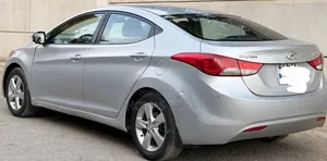 Hyundai Elantra 2013