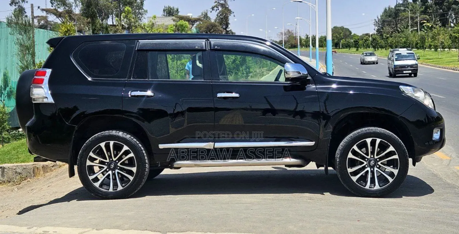 Toyota Land Cruiser Prado 2011 Black