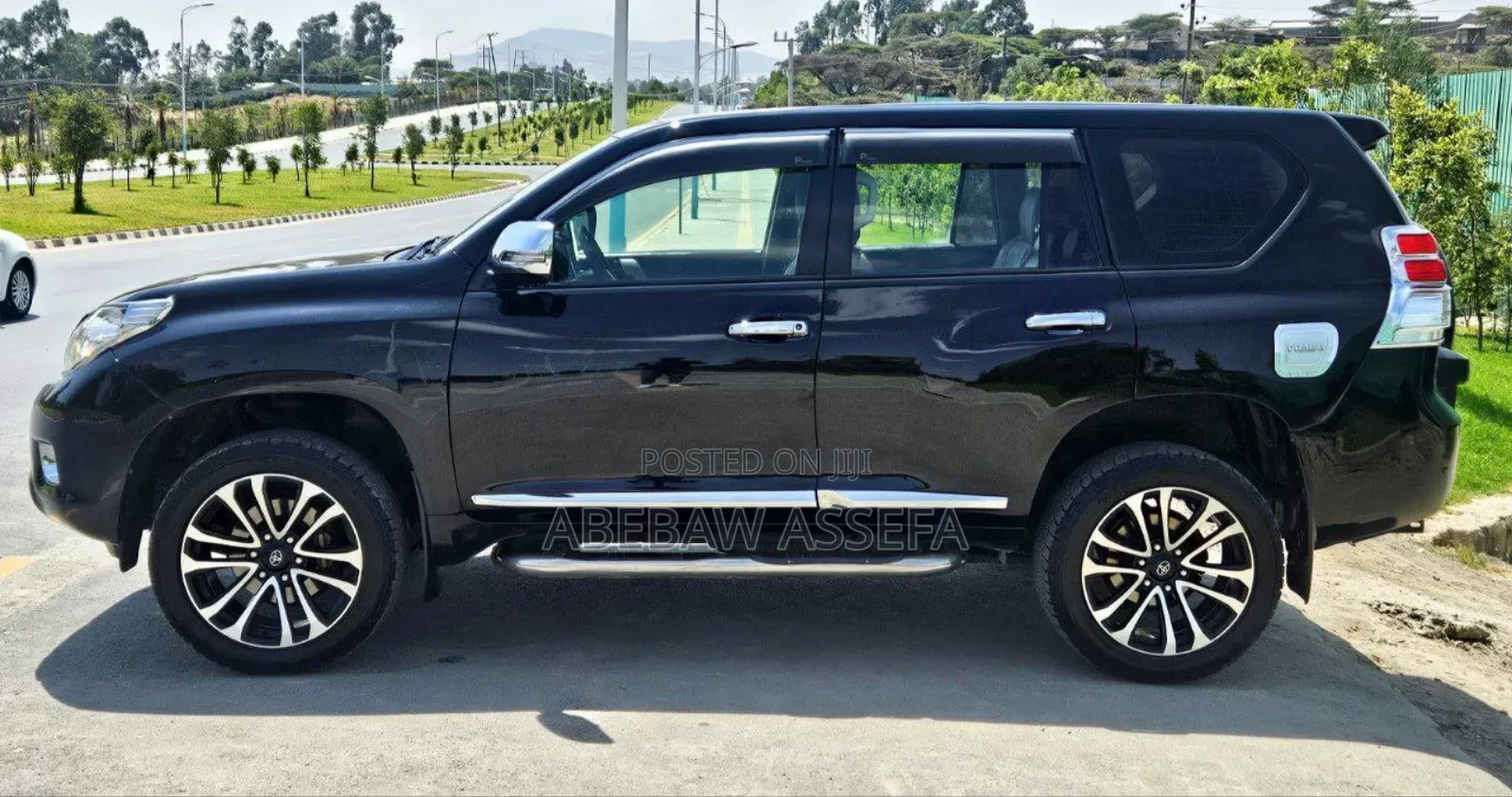 Toyota Land Cruiser Prado 2011 Black
