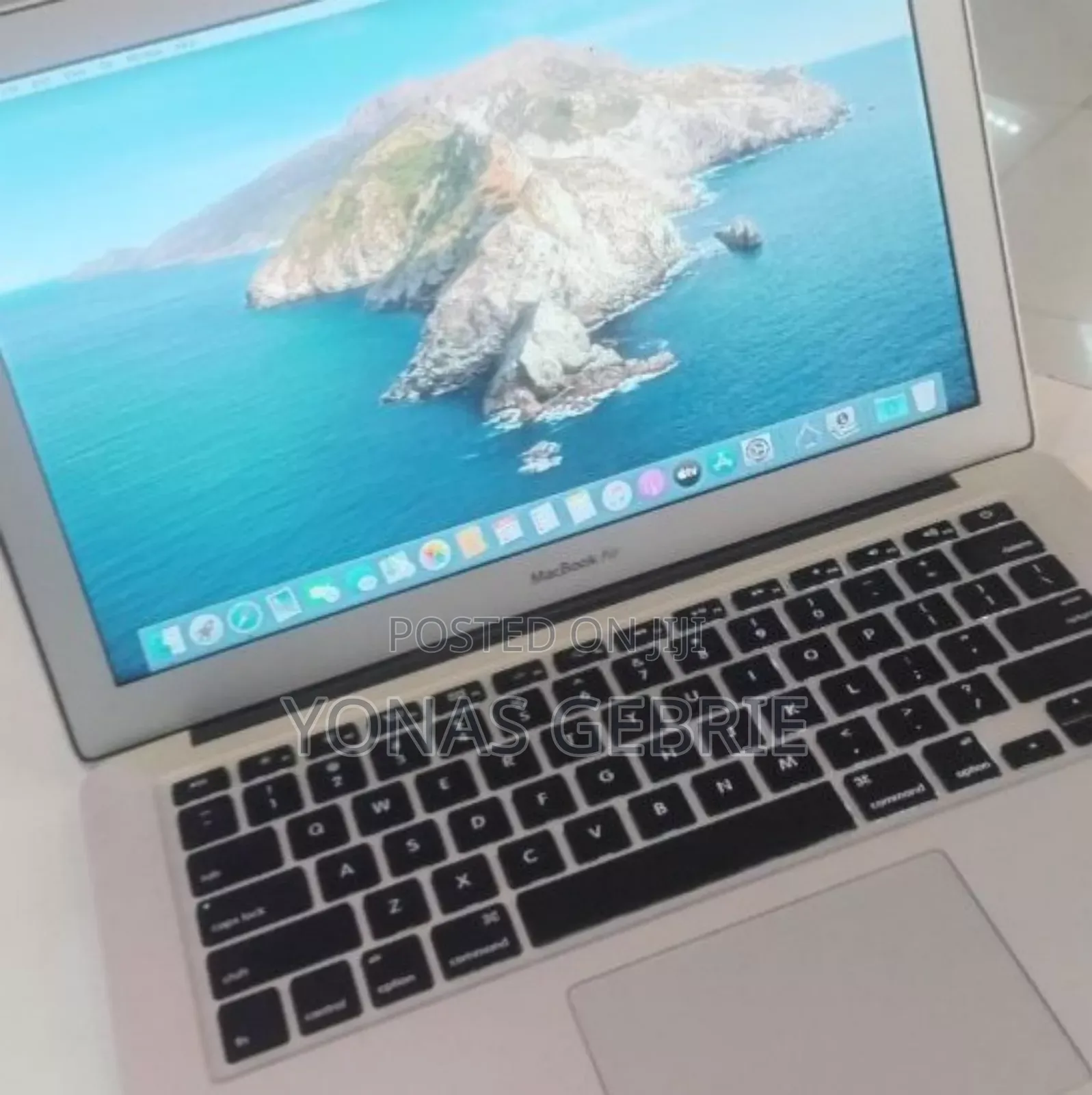 New Laptop Apple MacBook 4GB Intel Core i5 SSD 256GB