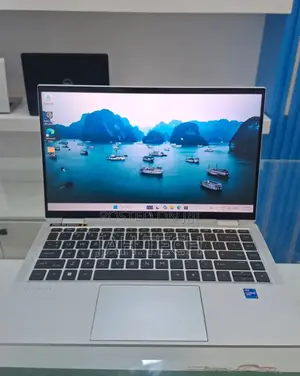 New Laptop HP EliteBook 1040 G8 32GB Intel Core i7 SSD 512GB