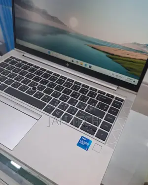 New Laptop HP EliteBook 840 G8 16GB Intel Core i5 SSD 512GB