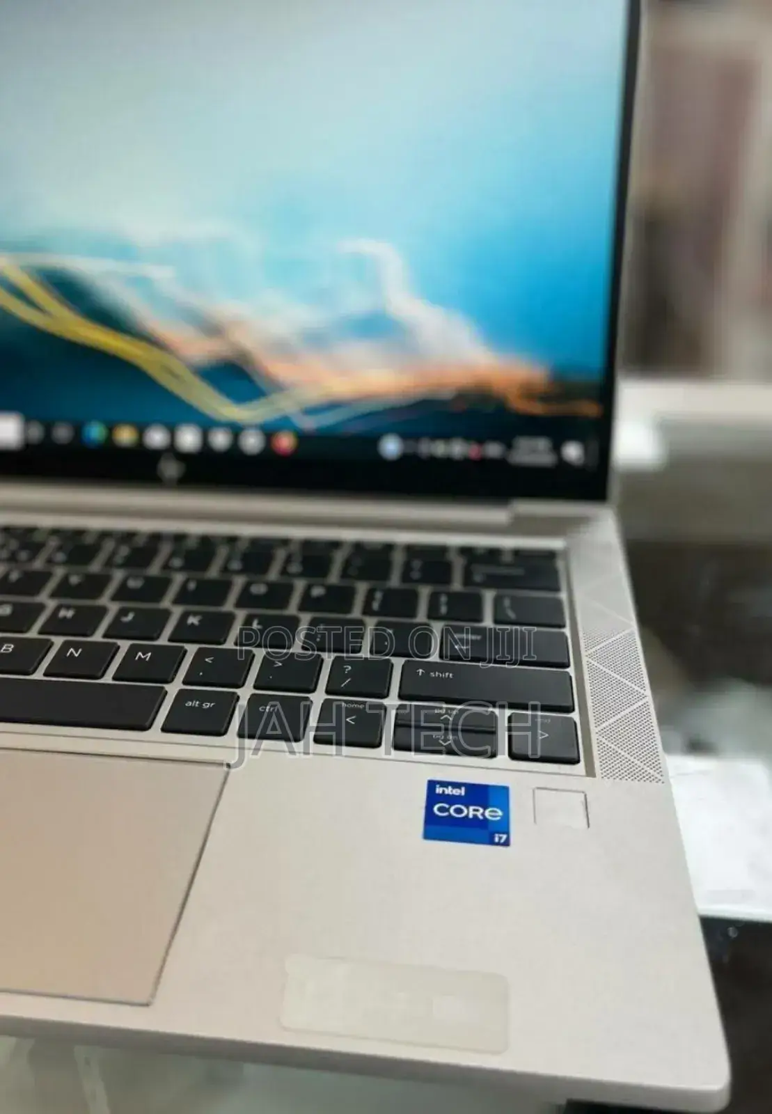 New Laptop HP EliteBook 840 G8 16GB Intel Core i7 SSD 512GB