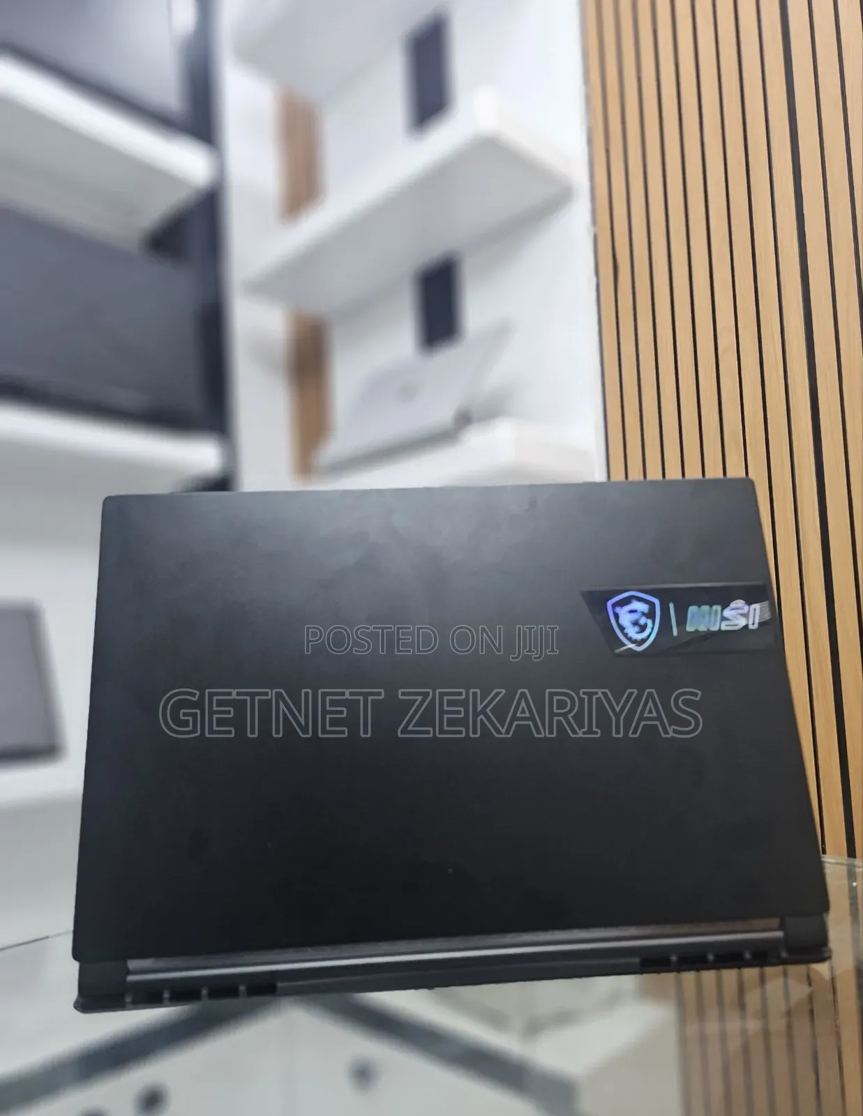 New Laptop MSI GS63 Stealth 8RD 16GB Intel Core i7 SSD 512GB