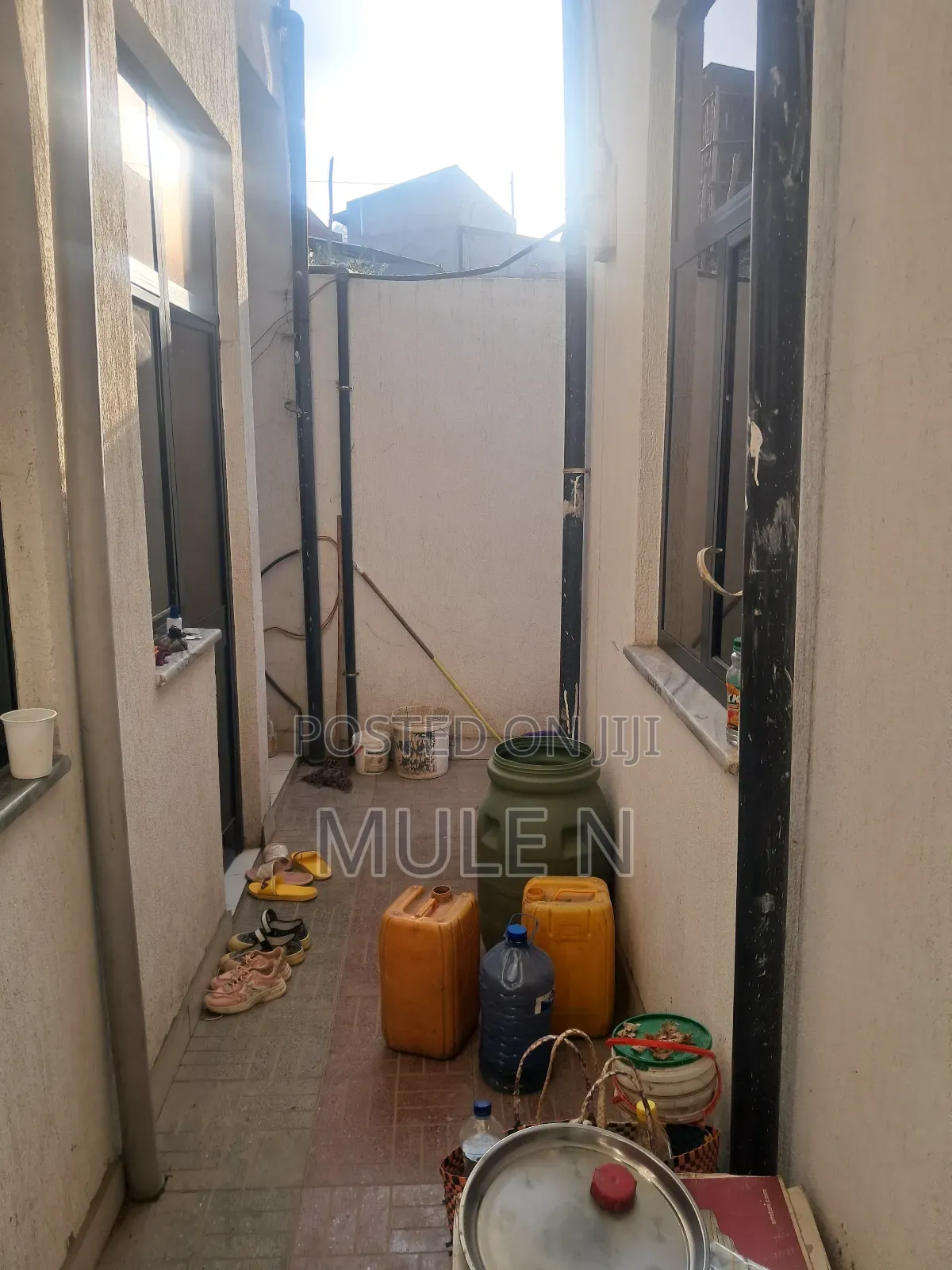 Furnished 5bdrm Villa in Yeka Abado Gedera for sale