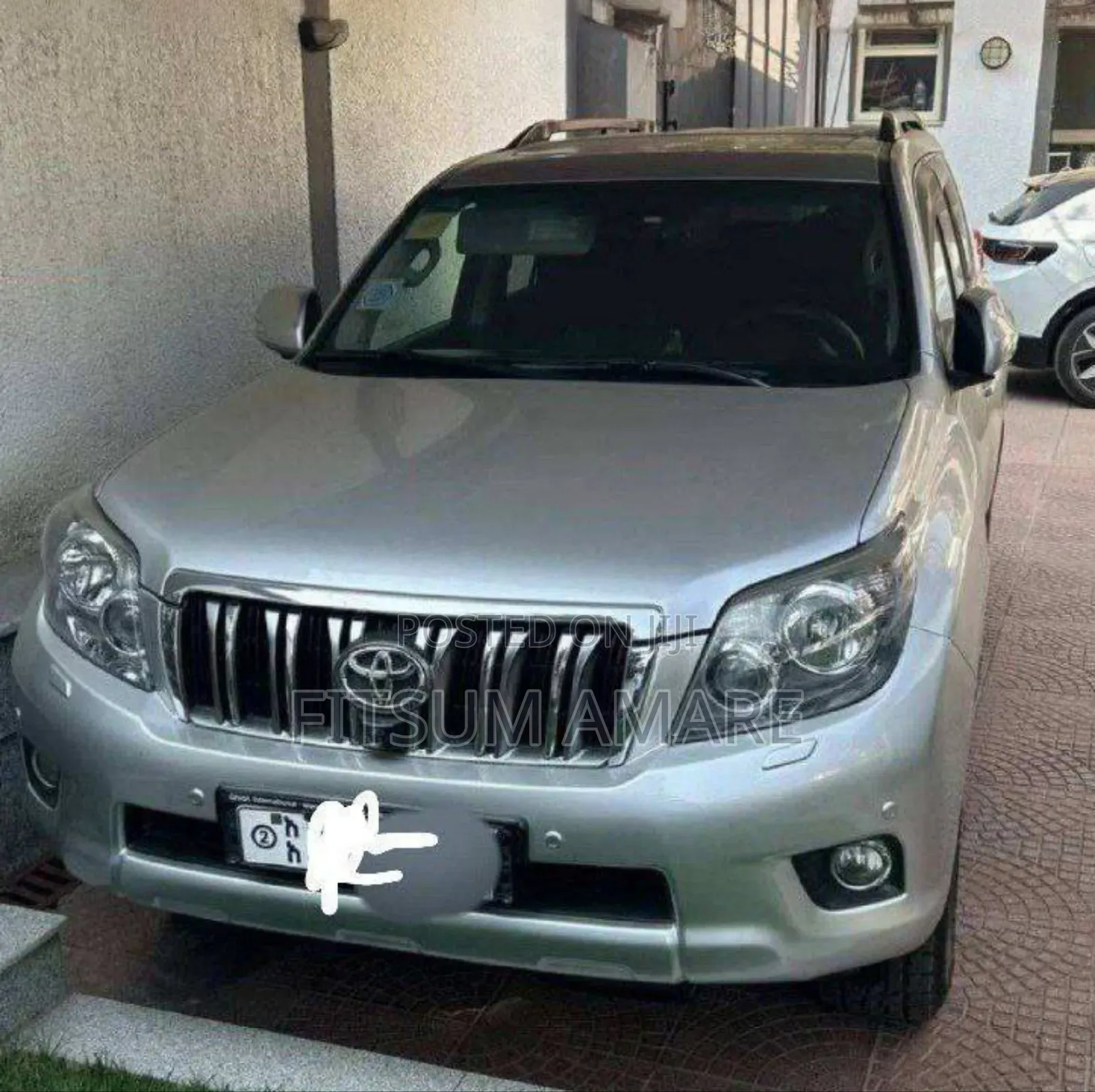 Toyota Land Cruiser 2012 Silver