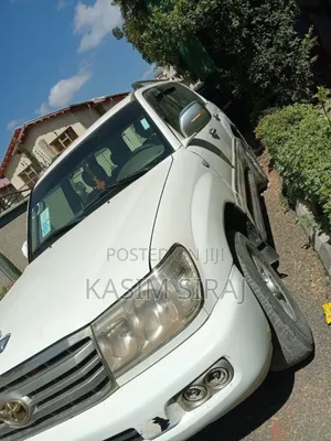 Toyota Land Cruiser HDJ 100 2002 White