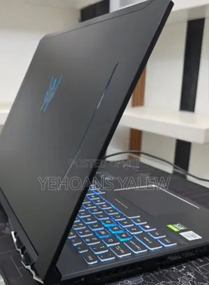 New Laptop Acer Predator Helios 300 16GB Intel Core i7 SSD 512GB