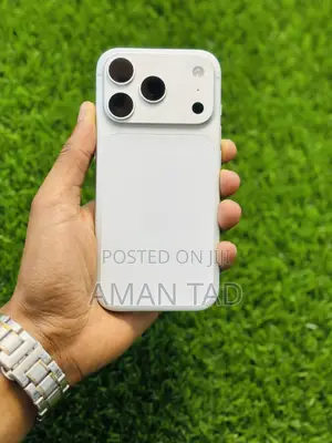 New Apple iPhone 17 Pro 256 GB White