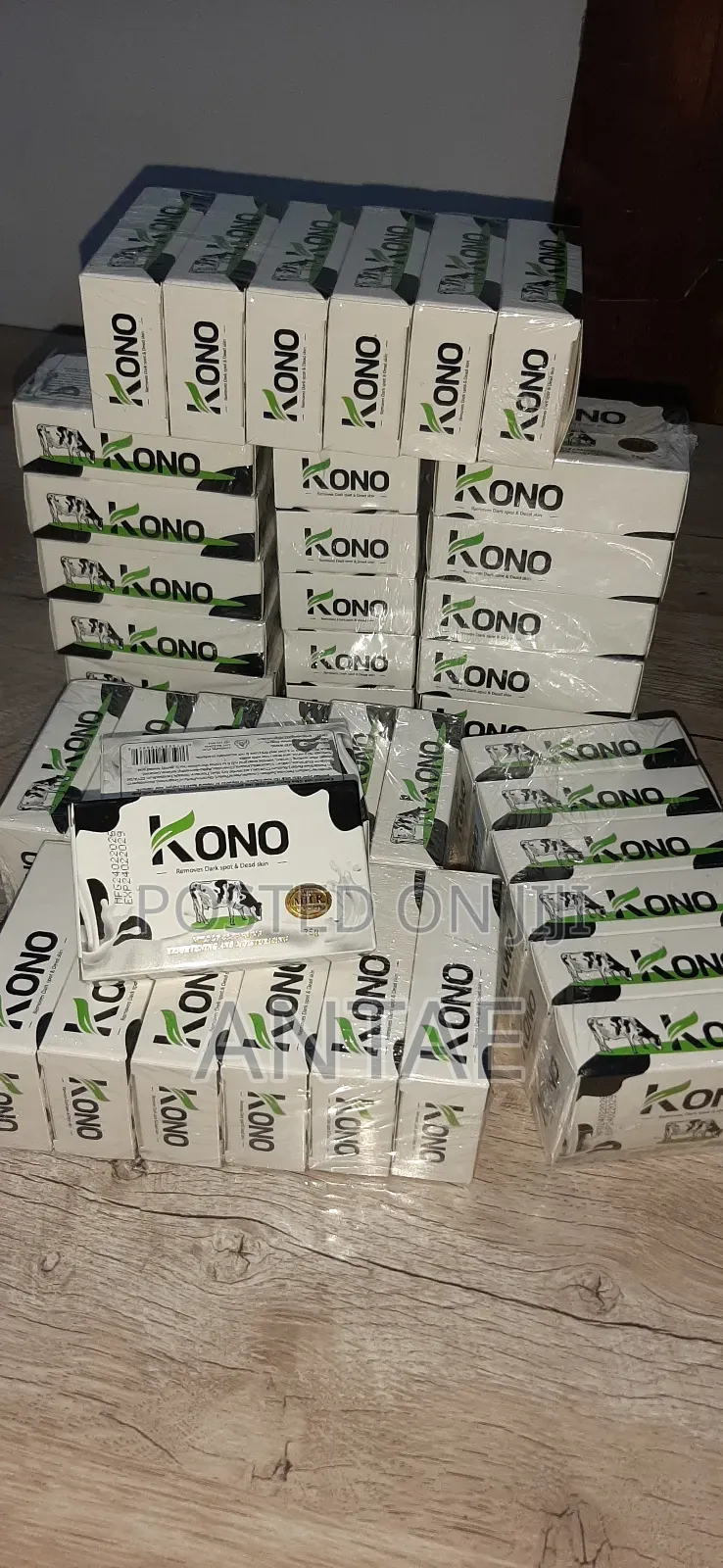 Kono Soap የፊት የገላ ለፊት ለደረቅ በተለይ የራሱ Moisturizer ያለው
