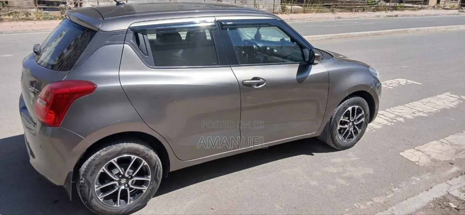 Suzuki Swift 2022 Gray