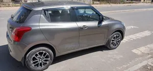 Suzuki Swift 2022 Gray