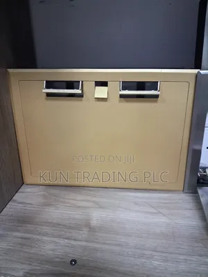 Floor Box 8data +8socket