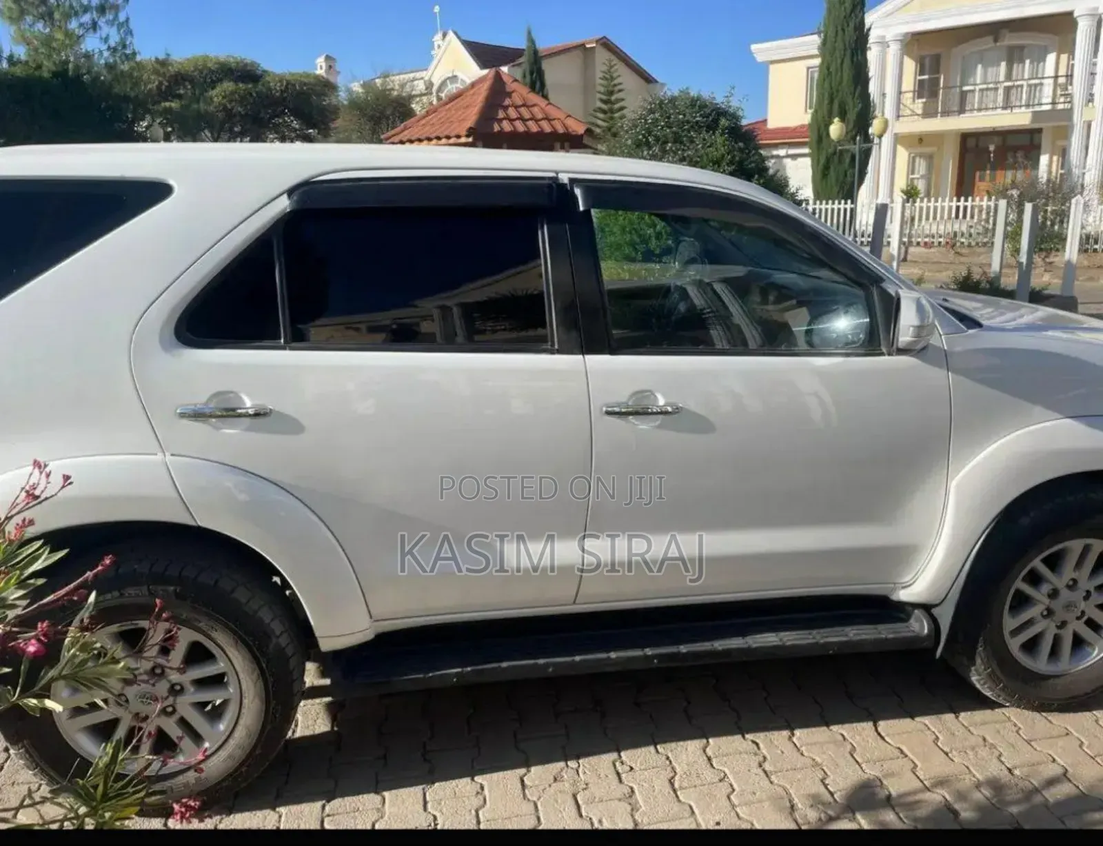 Toyota Fortuner 2.7 AWD 2014 White