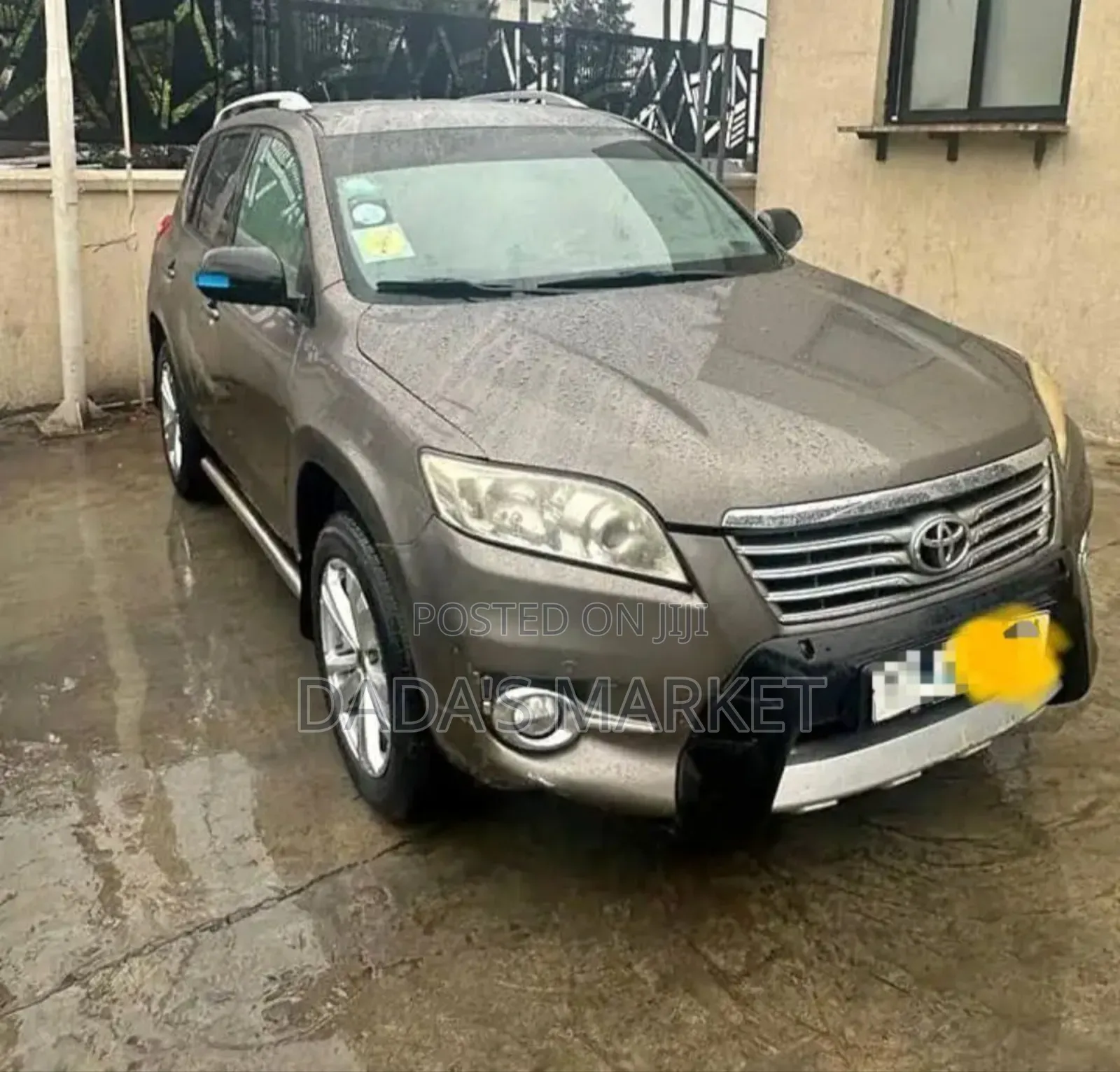 Toyota RAV4 2011 Gray