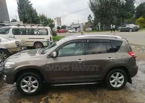 Toyota RAV4 2011 Gray