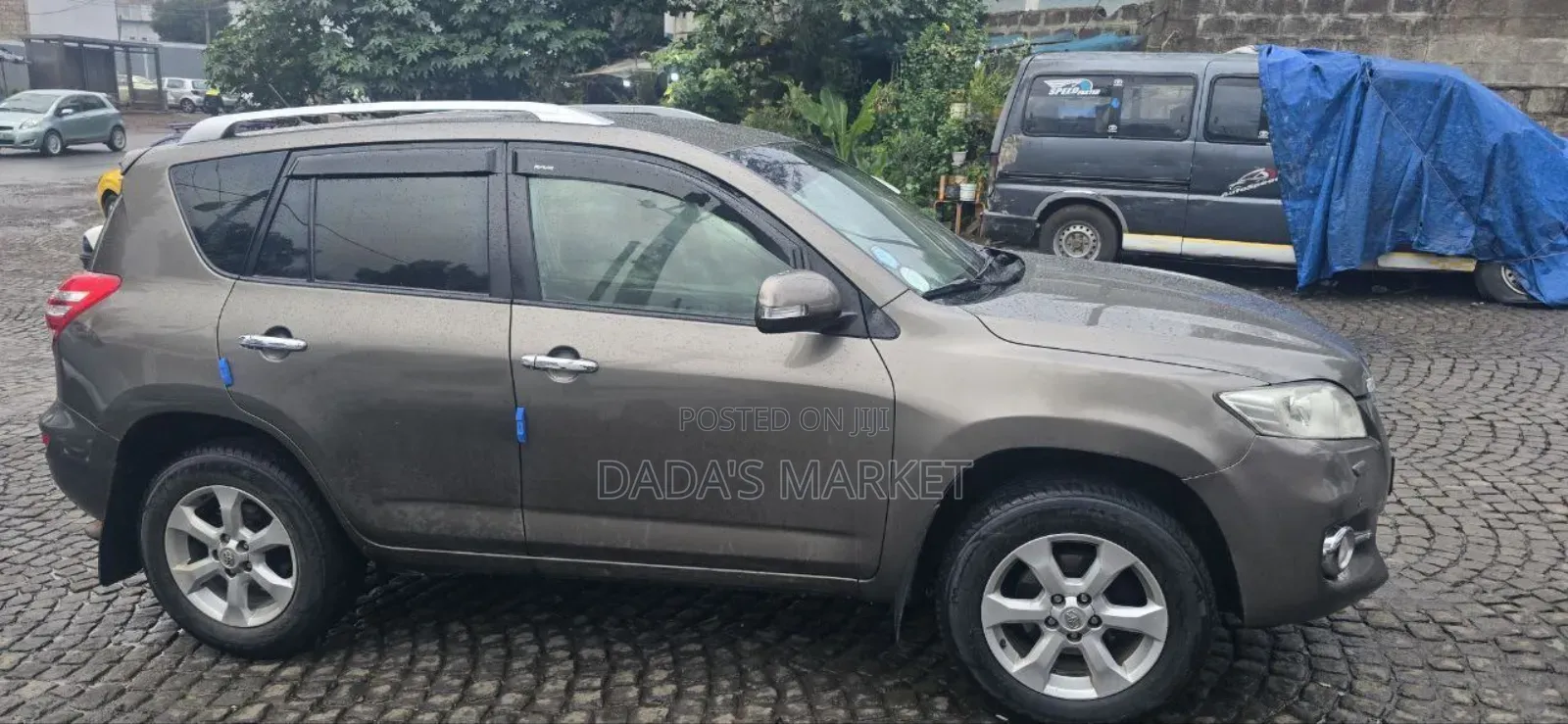 Toyota RAV4 2011 Gray