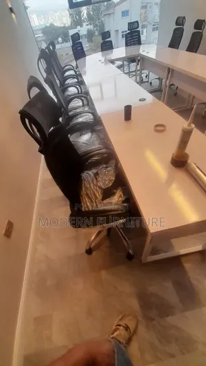 Office Conference Table የቢሮ መሰብሰቢያ ጠረጴዛ Terepaza