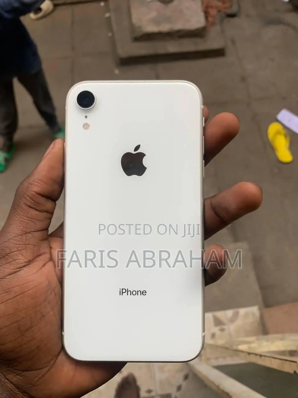 Apple iPhone XR 64 GB White