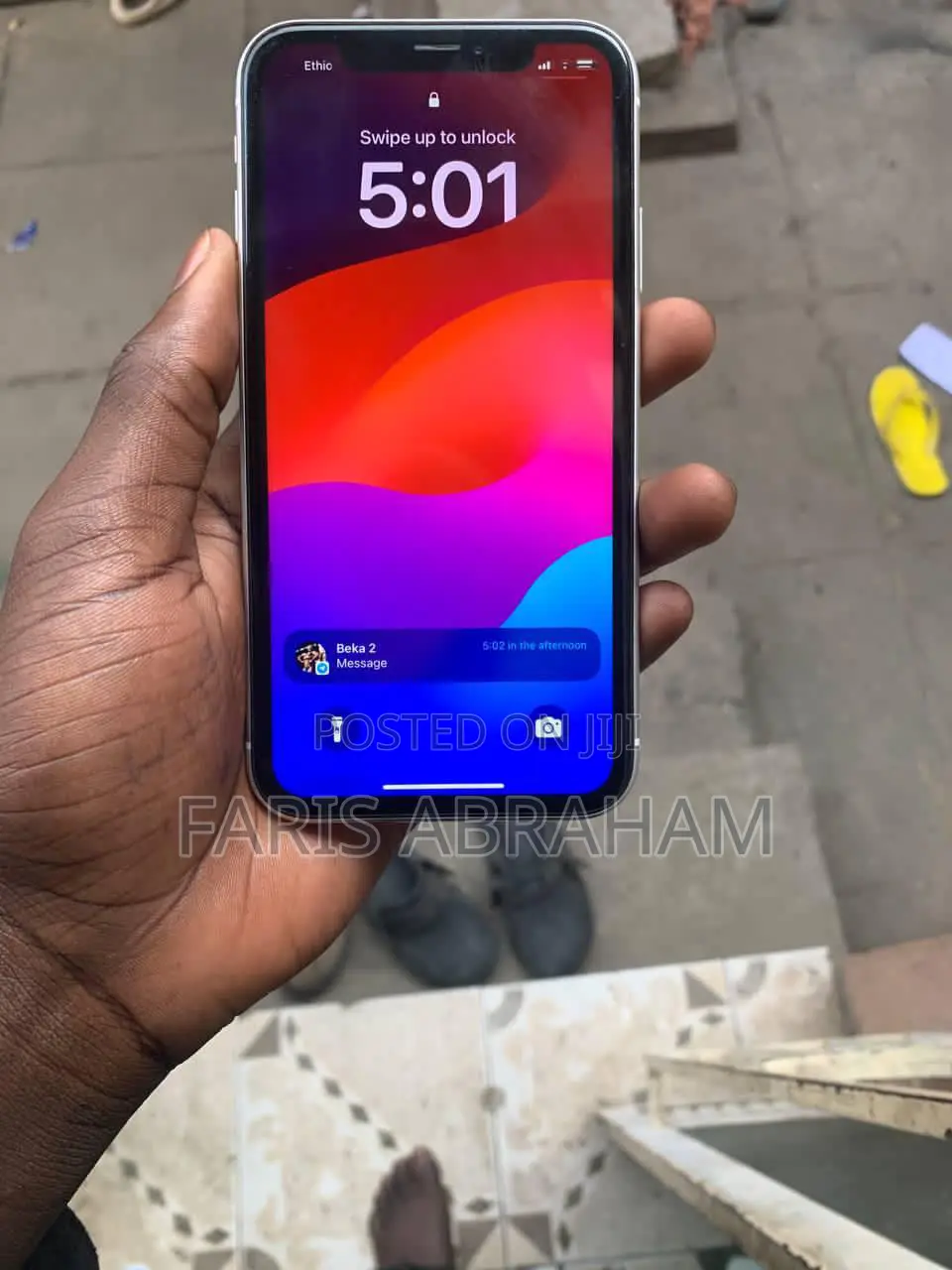 Apple iPhone XR 64 GB White