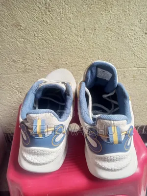 Selling of Men's Shoe