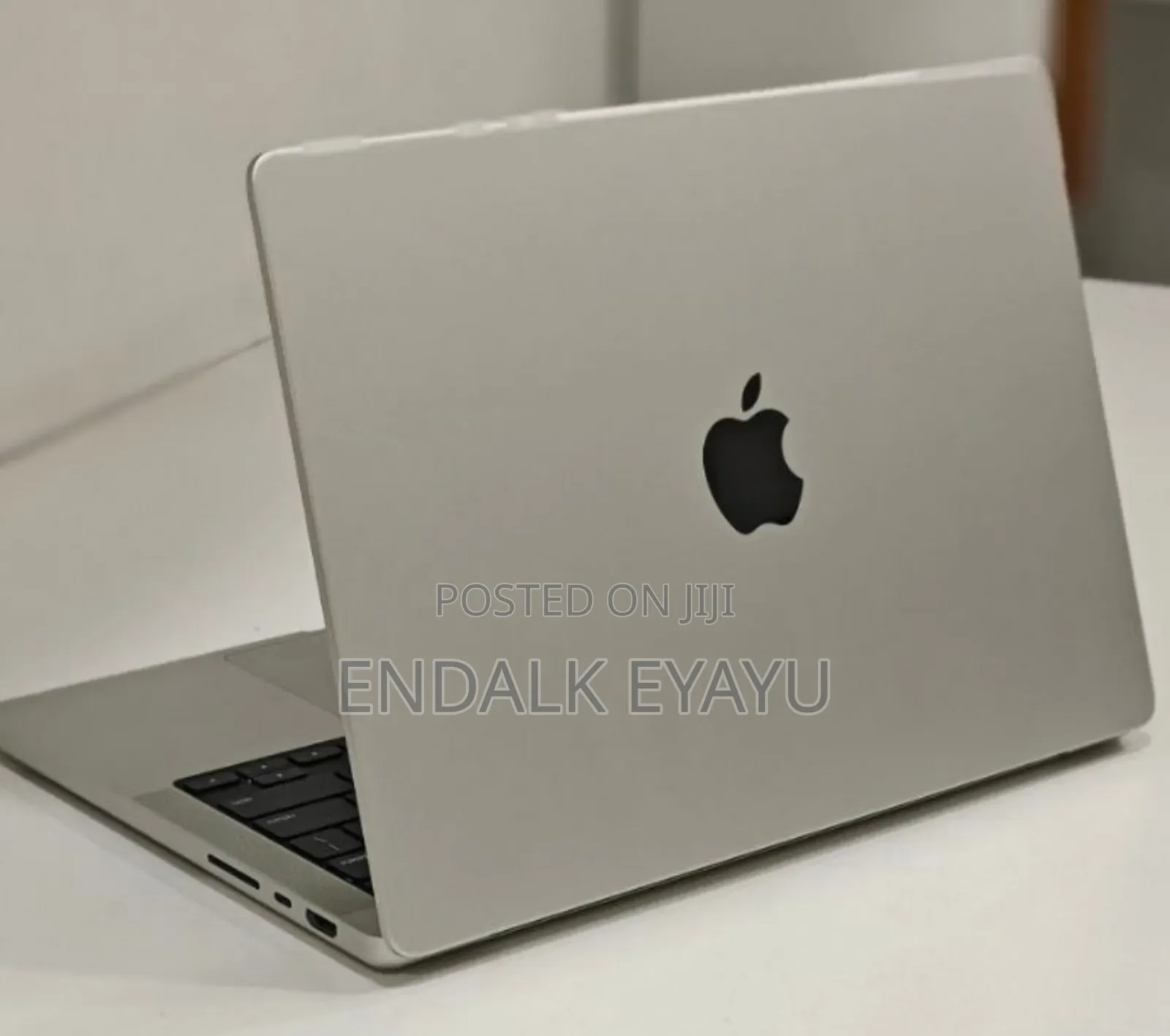 New Laptop Apple MacBook 16GB Apple M4 Pro SSD 1T