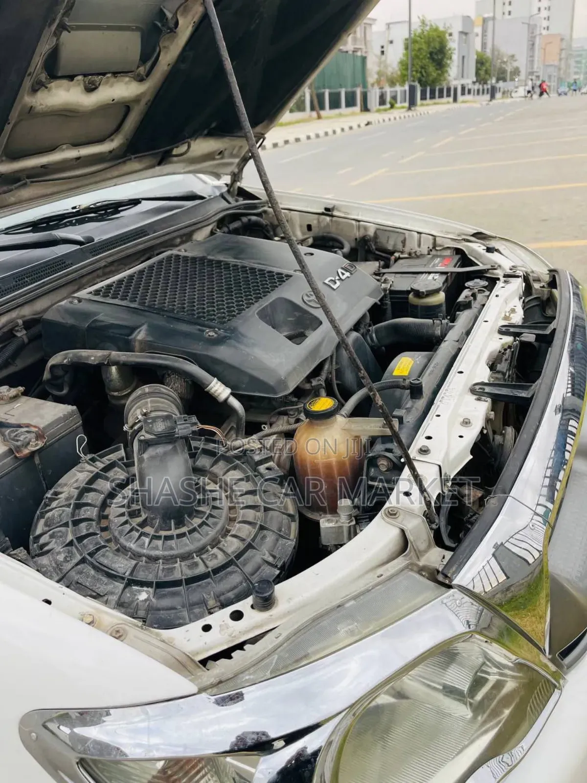 Toyota Hilux 2015 White