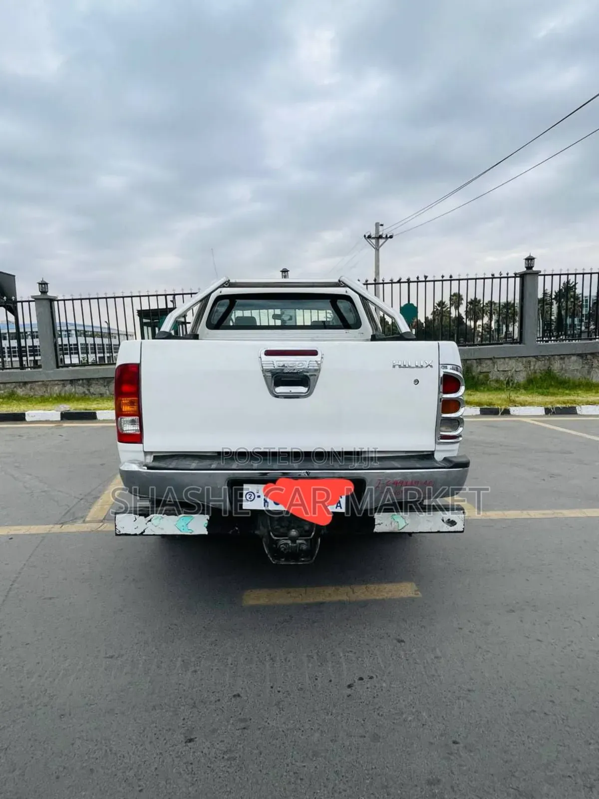 Toyota Hilux 2015 White