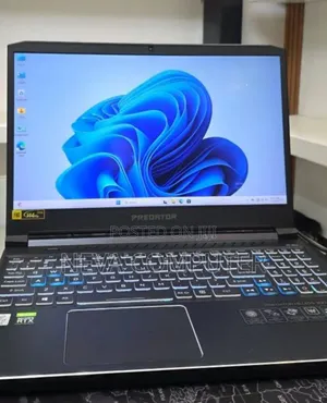 New Laptop Acer Predator Helios Neo 16 16GB Intel Core i7 SSD 512GB