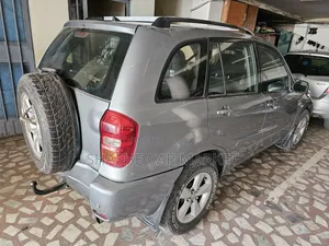 Toyota RAV4 2005 Silver