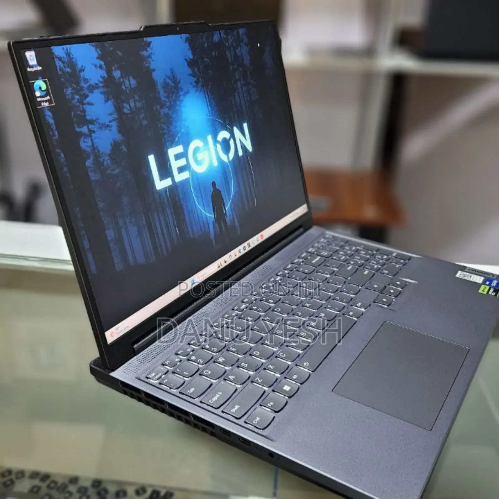 New Laptop Lenovo 16GB Intel Core i7 SSD 1T