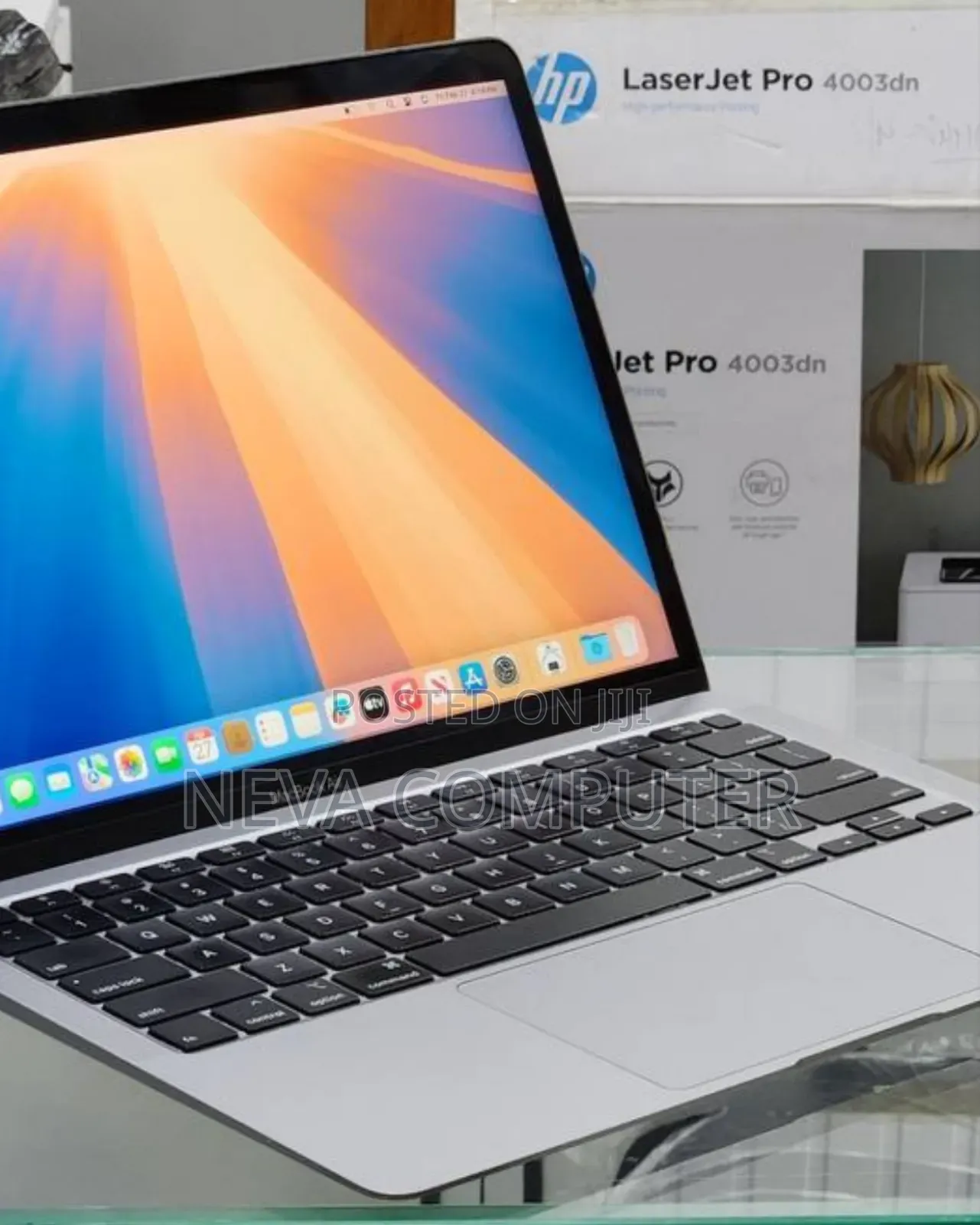 New Laptop Apple MacBook Air 2020 8GB Intel Core i3 SSD 256GB
