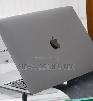 New Laptop Apple MacBook Air 2020 8GB Intel Core i3 SSD 256GB
