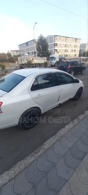 Toyota Yaris 2008 White