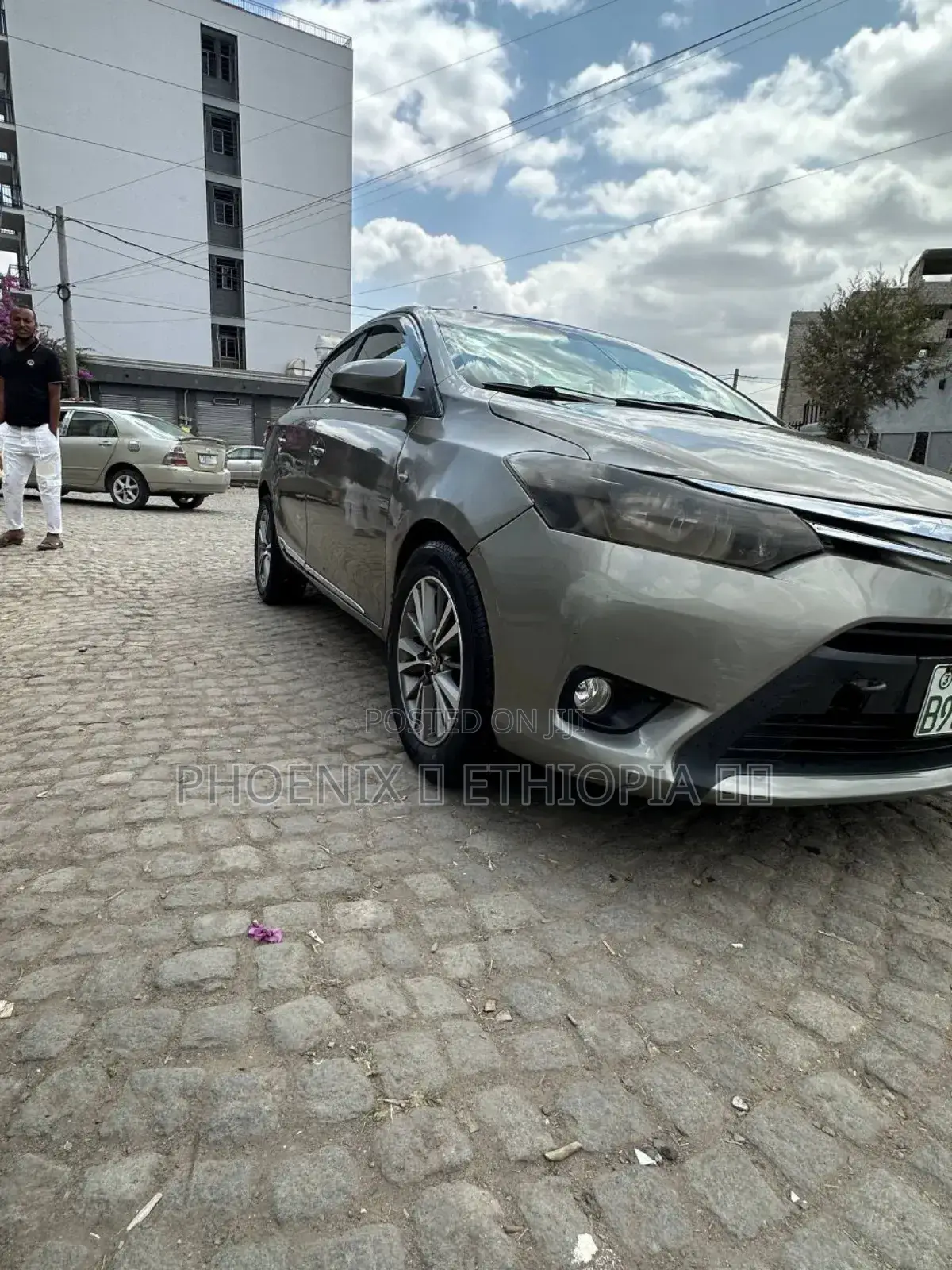 Toyota Yaris 2015 Gray