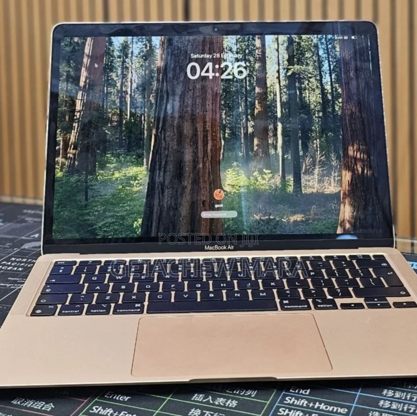 New Laptop Apple MacBook Air 2011 8GB Intel SSD 256GB