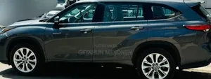 Toyota Highlander Hybrid 2024 Gray
