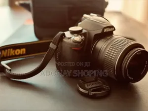 Nikon D3000 – እጅግ ጥሩ ኮንዲሽን, ሙሉ እቃዎች Included