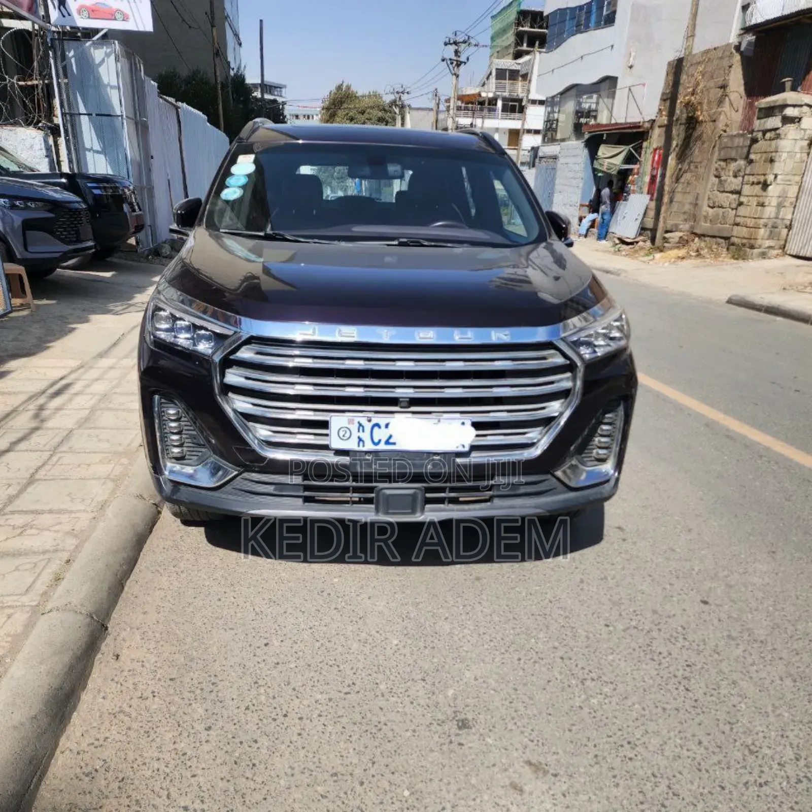 Jetour X90 Plus 2023 Gold