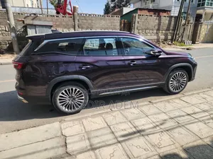 Jetour X90 Plus 2023 Gold