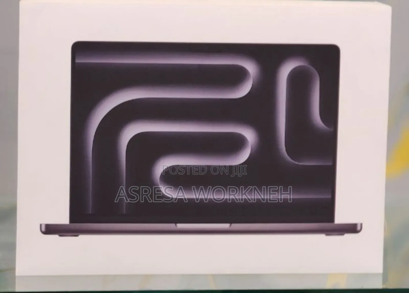 New Laptop Apple Macbook Pro 2025 M5 14-inch 16GB SSD 512GB