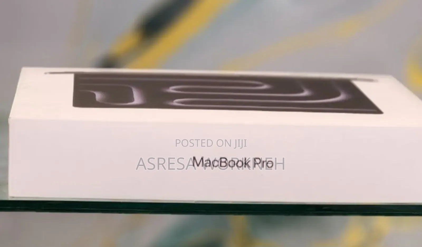 New Laptop Apple Macbook Pro 2025 M5 14-inch 16GB SSD 512GB