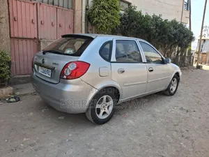 Lifan 530 1.3 2014 Silver