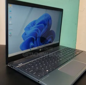 New Laptop HP Pavilion 15 8GB AMD Ryzen 5 SSD 512GB