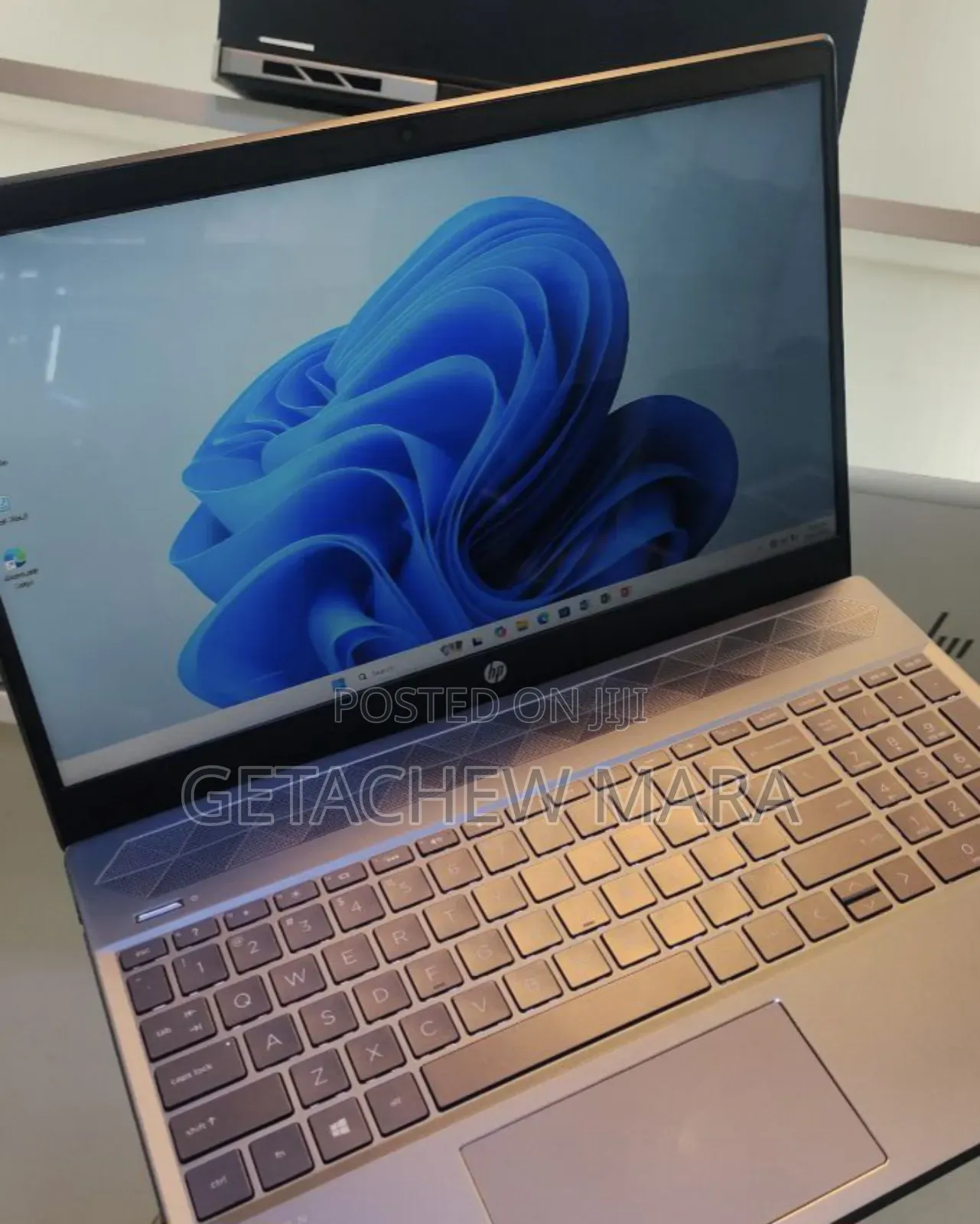 New Laptop HP Pavilion 15 8GB AMD Ryzen 5 SSD 512GB