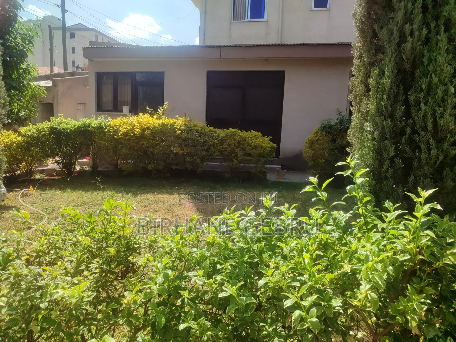 Villa House for Sale